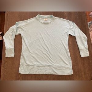 AERIE LIGHT BLUE KNIT OVERSIZED LONG SLEEVE CREW NECK - Size XS SKU:441